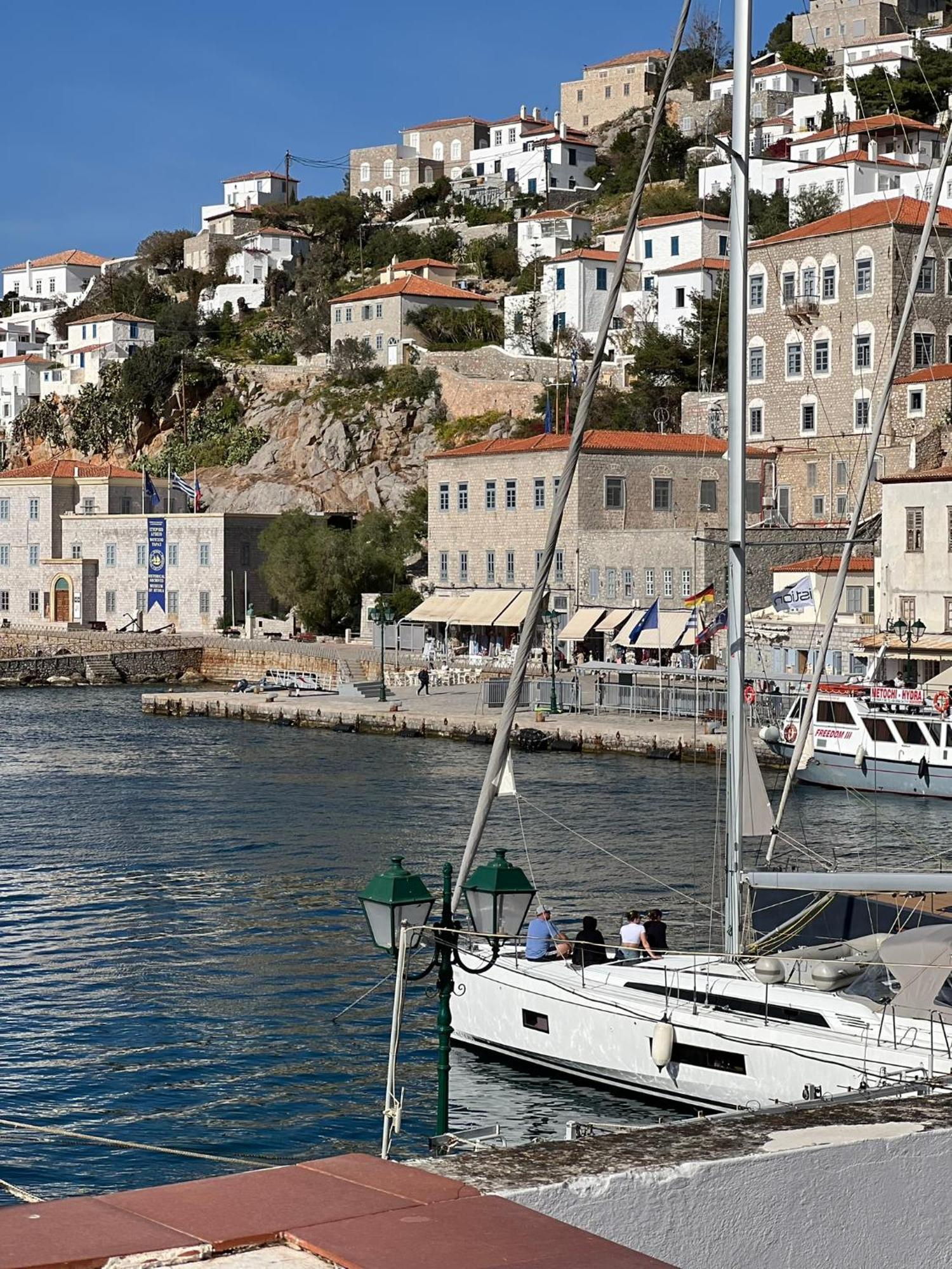 In Hydra Apartment Bagian luar foto